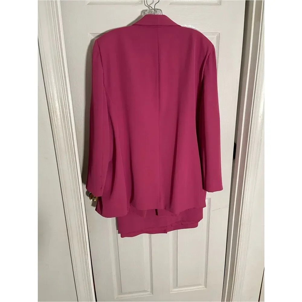 Ingenuity Plus 2 piece Skirt Suit Pink